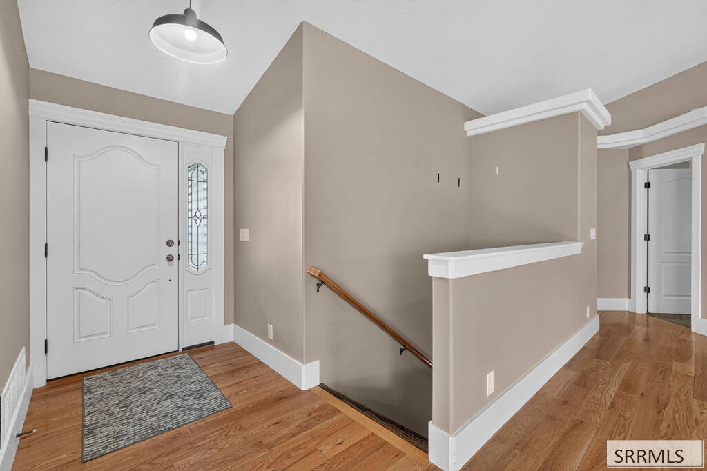 2450 Skylar Property Photo 6