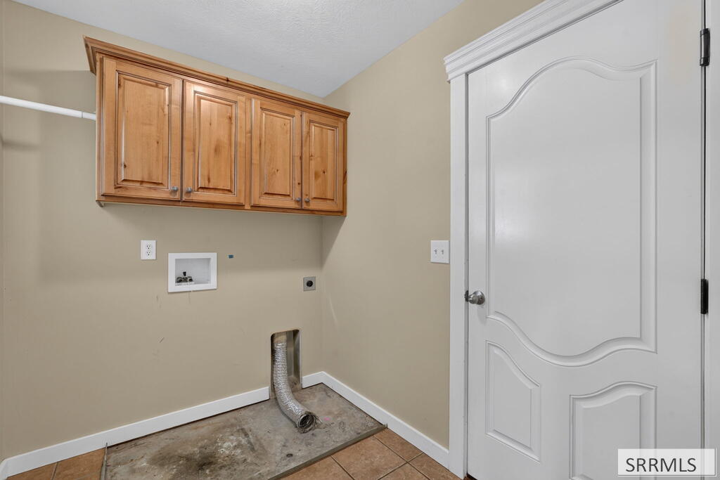 2450 Skylar Property Photo 27