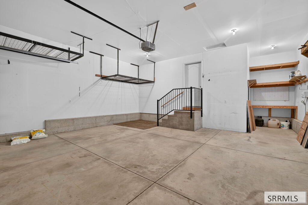 2450 Skylar Property Photo 41