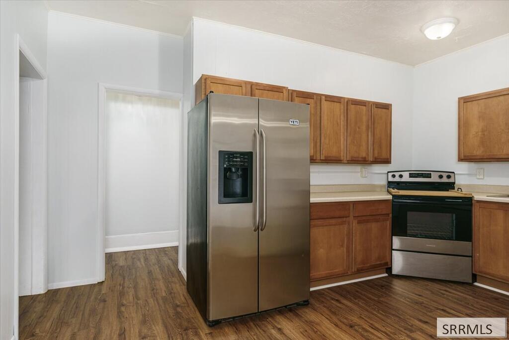 190 W 300 N Property Photo 6