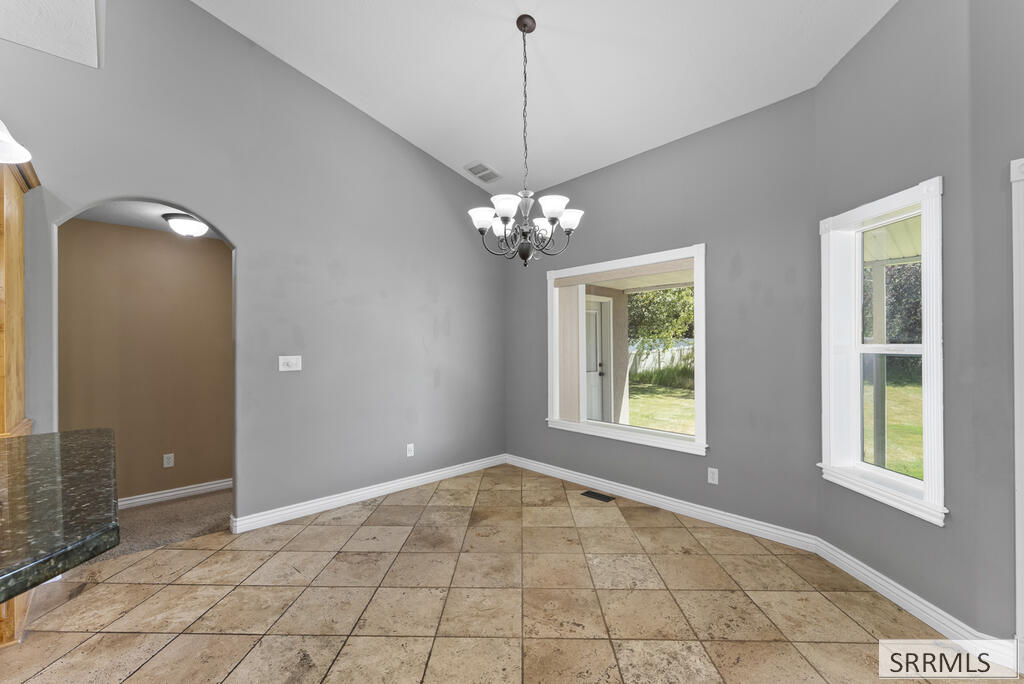 2690 Eastview Drive Property Photo 14