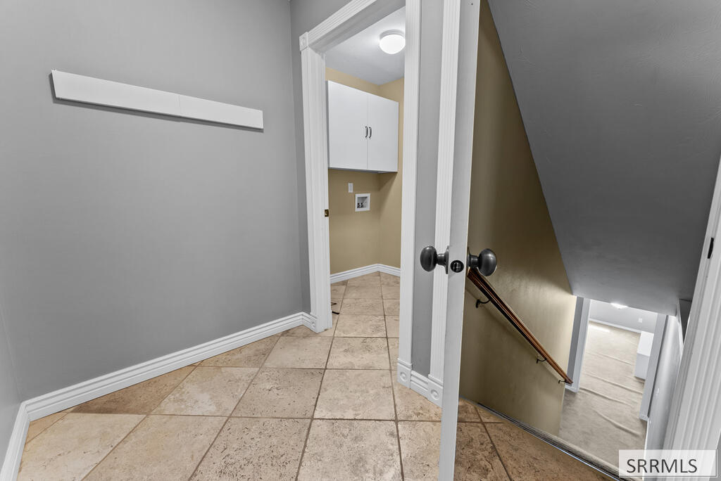 2690 Eastview Drive Property Photo 18