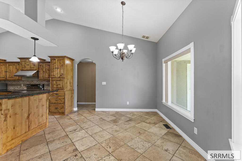 2690 Eastview Drive Property Photo 42