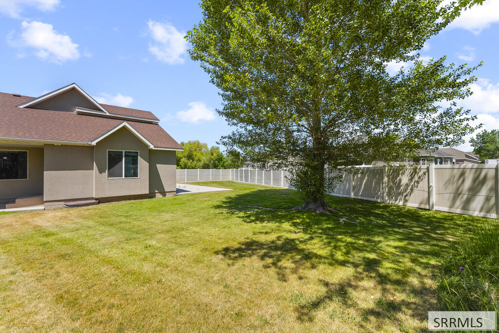 2690 Eastview Drive Property Photo 52