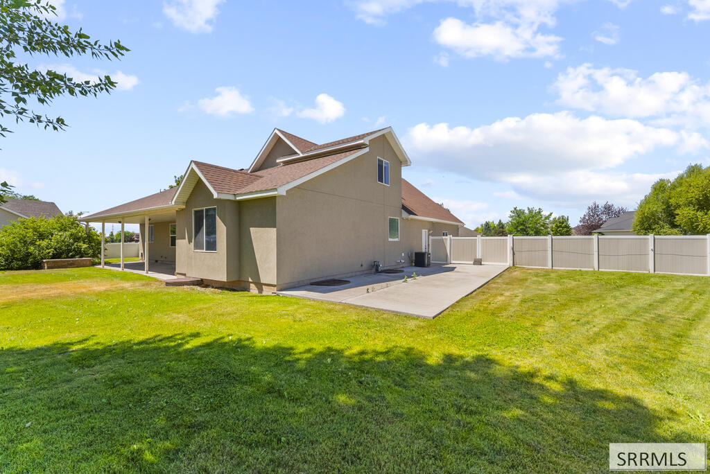 2690 Eastview Drive Property Photo 53