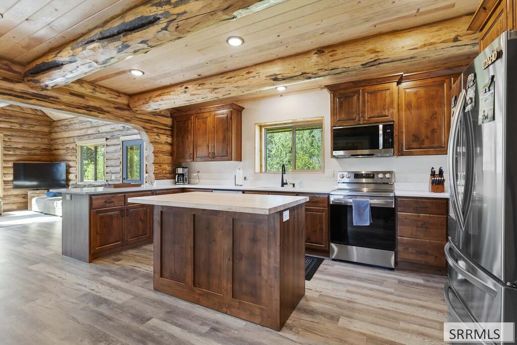 1644 Shadow Loop South Property Photo 10