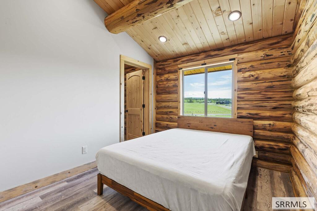 1644 Shadow Loop South Property Photo 35