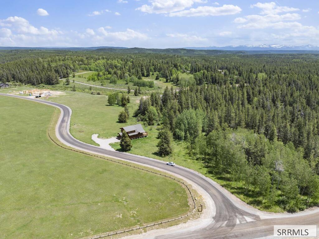 1644 Shadow Loop South Property Photo 44