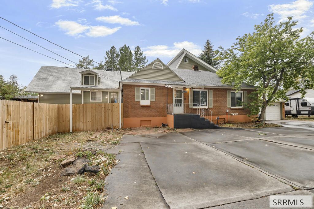 2800 S Western Avenue Property Photo 2