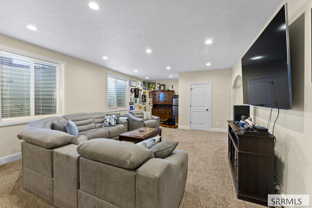 1854 Castelli Drive Property Photo 30