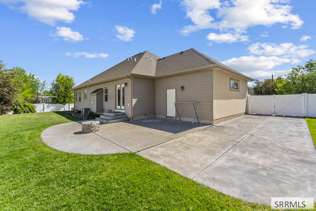 1854 Castelli Drive Property Photo 38