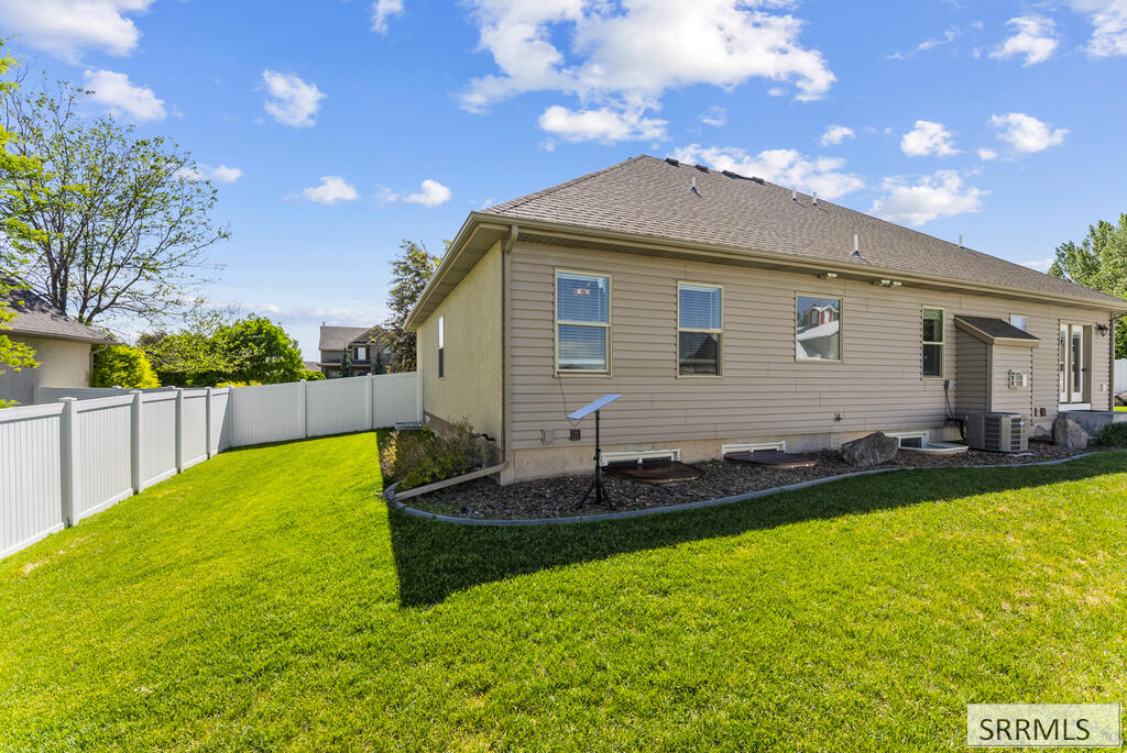 1854 Castelli Drive Property Photo 41
