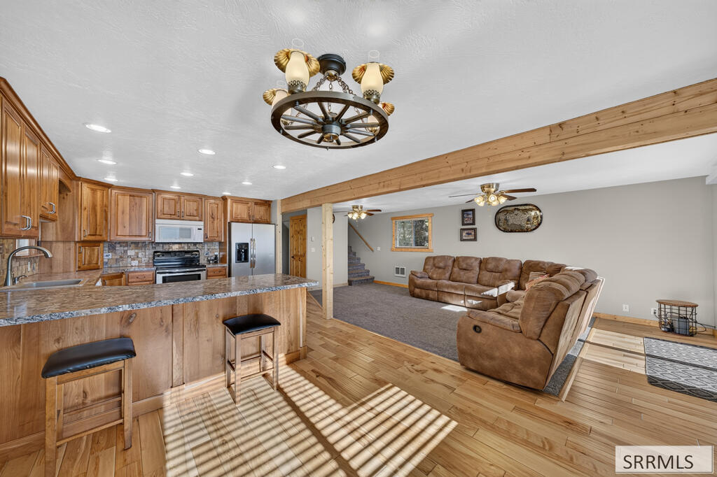 5138 Lakeview Drive Property Photo 9