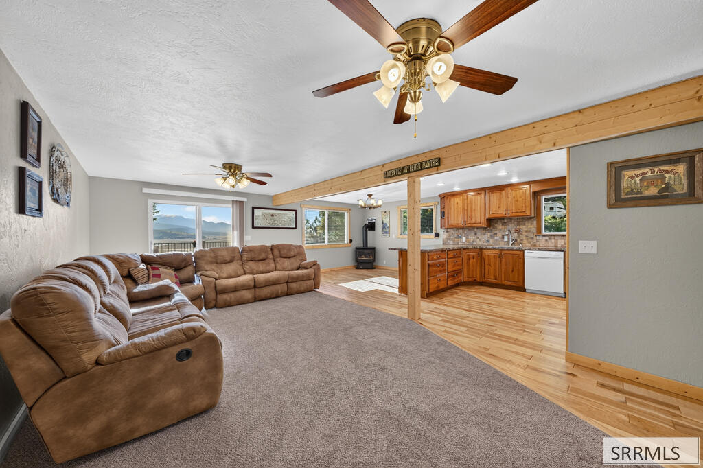 5138 Lakeview Drive Property Photo 10