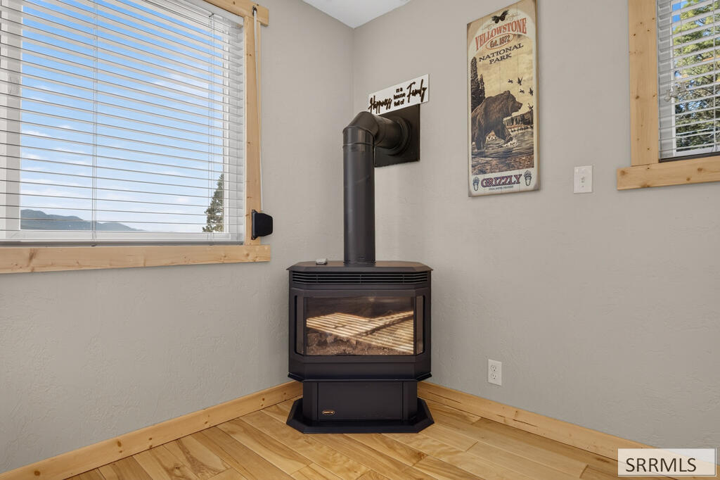 5138 Lakeview Drive Property Photo 14