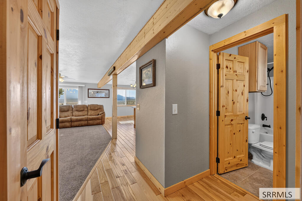 5138 Lakeview Drive Property Photo 15