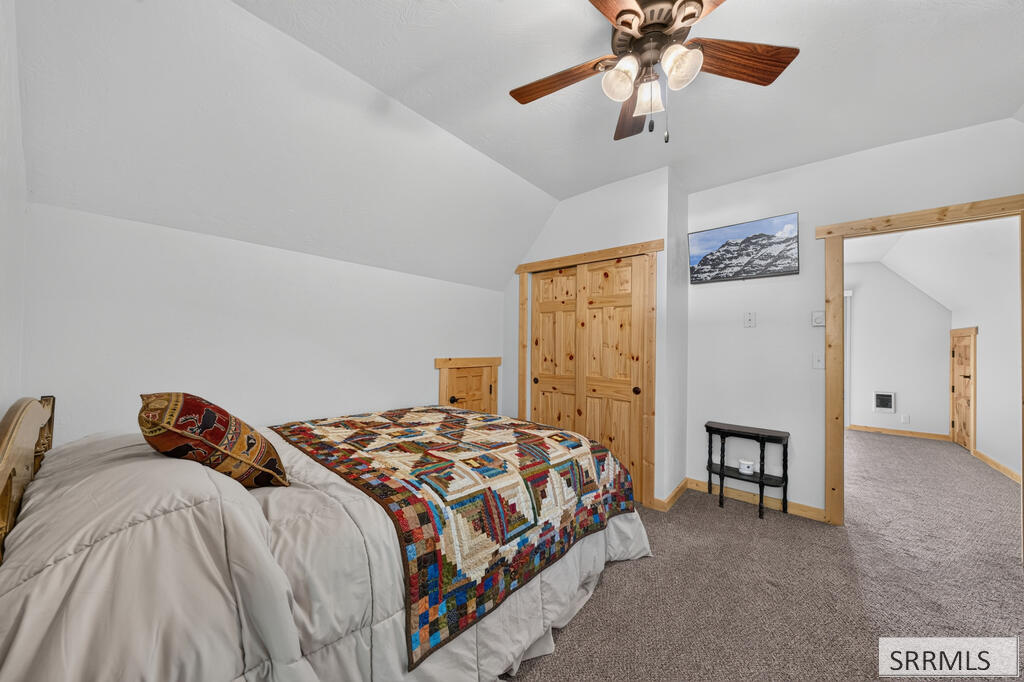 5138 Lakeview Drive Property Photo 20