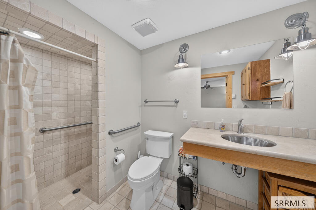 5138 Lakeview Drive Property Photo 28