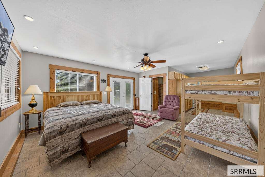 5138 Lakeview Drive Property Photo 32