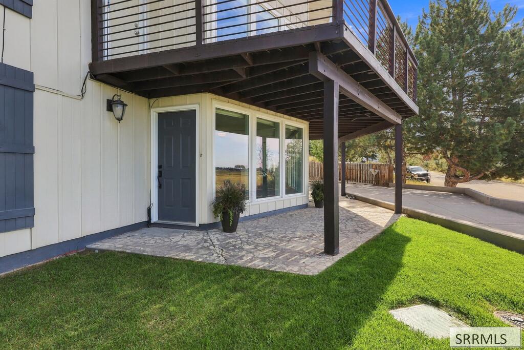 11625 S Pinehurst Drive Property Photo 8