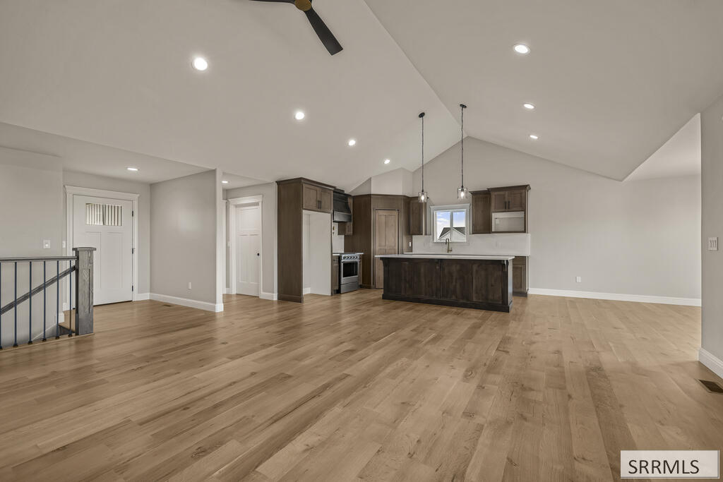 412 W 175 N Property Photo 10