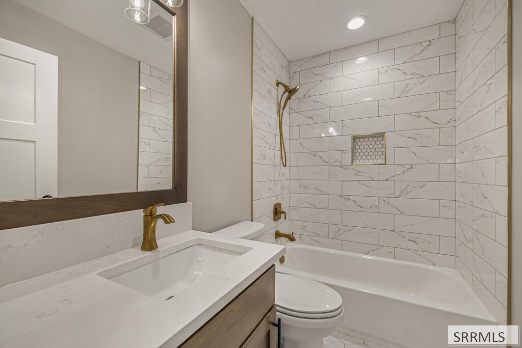 412 W 175 N Property Photo 33
