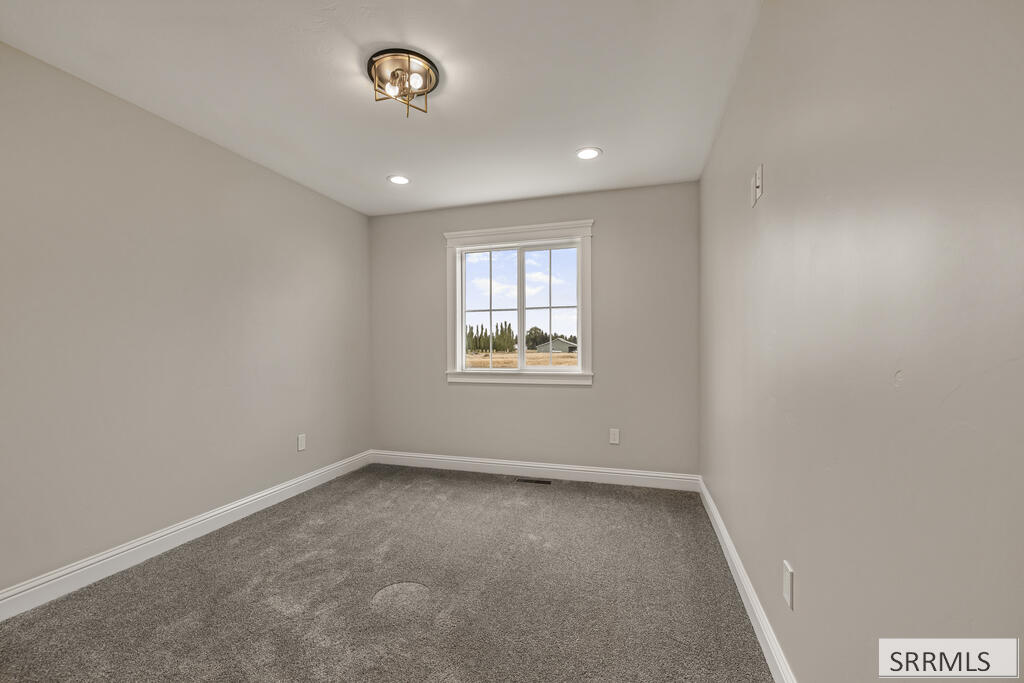 412 W 175 N Property Photo 34