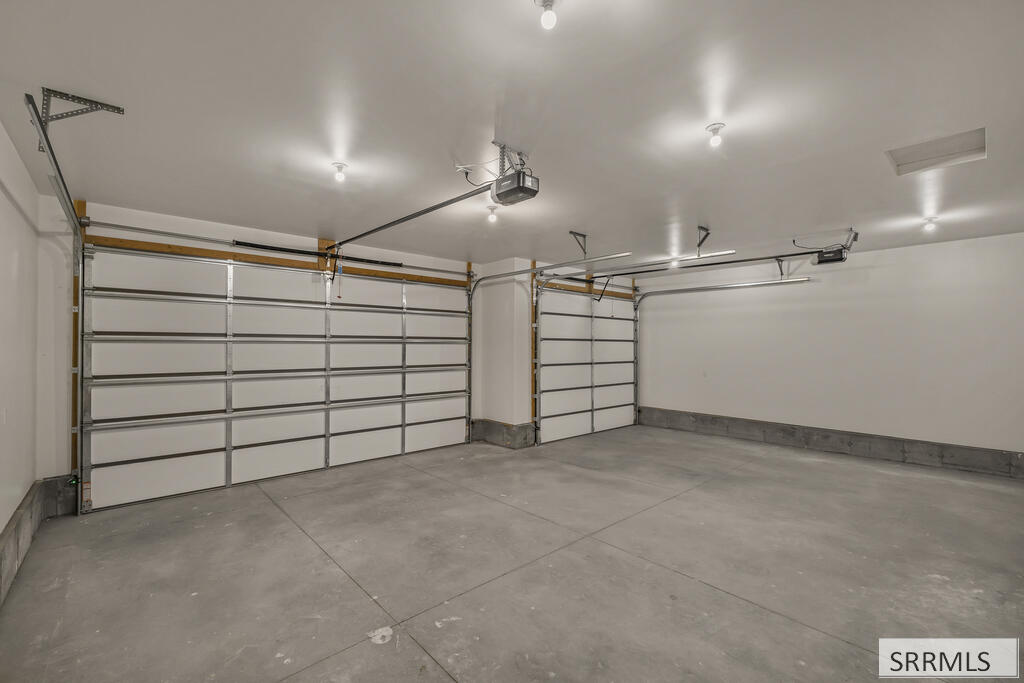 412 W 175 N Property Photo 41