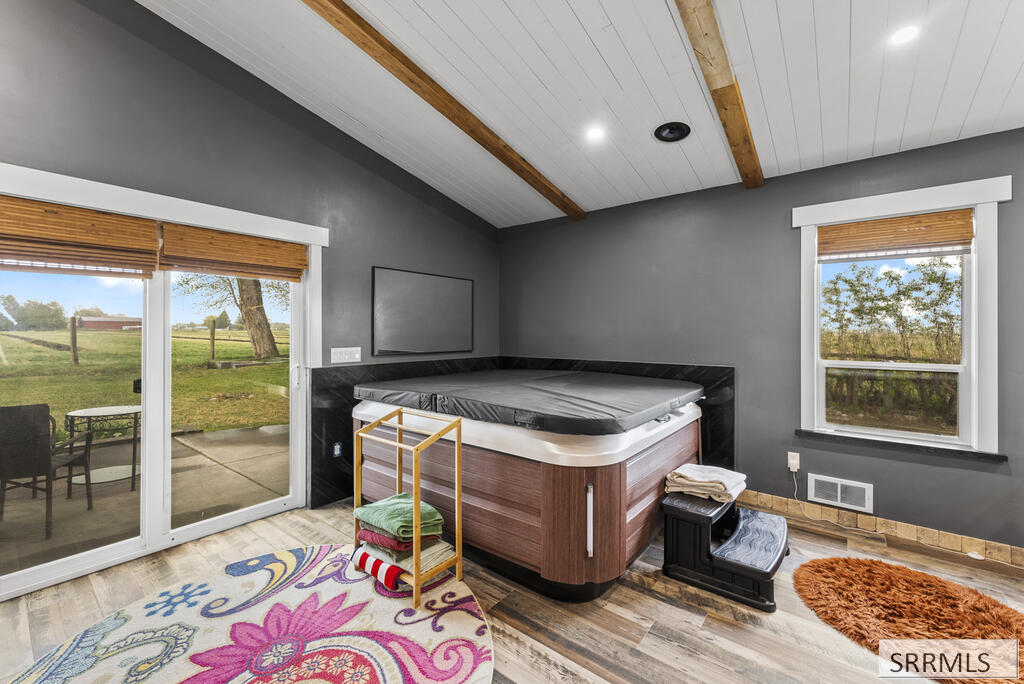 4572 E 75 N Property Photo 17