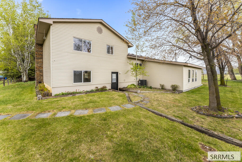 4572 E 75 N Property Photo 33