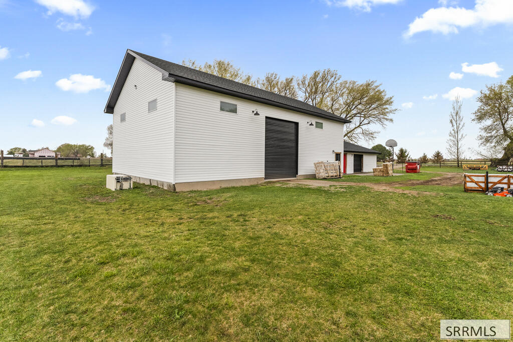 4572 E 75 N Property Photo 37