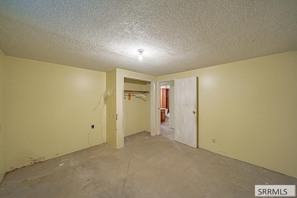 2418 Stace Circle Property Photo 28