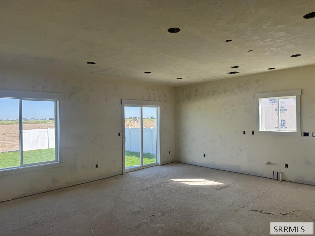 559 Abigail Lane Property Photo 3