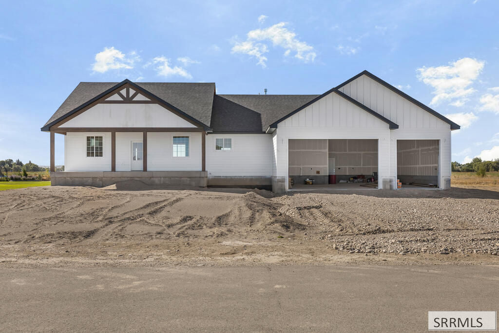 3772 E 356 N Property Photo 2