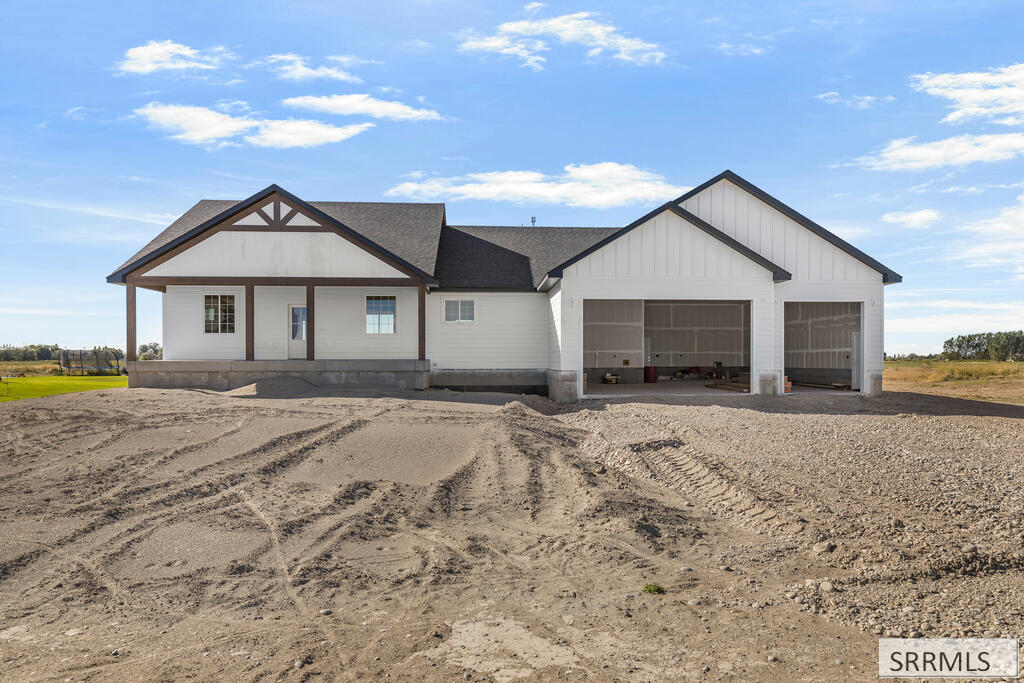 3772 E 356 N Property Photo 3