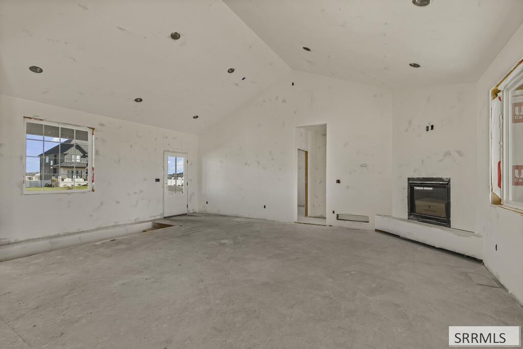 3772 E 356 N Property Photo 6