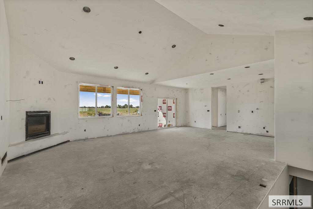 3772 E 356 N Property Photo 8