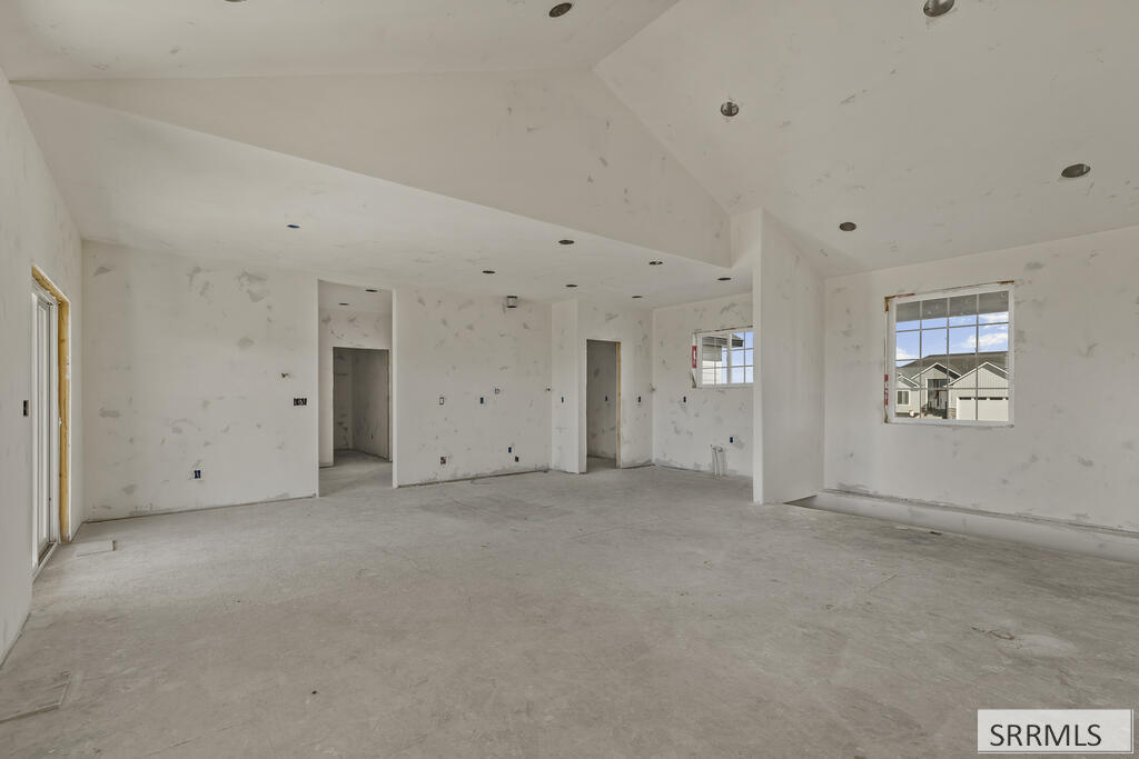 3772 E 356 N Property Photo 9