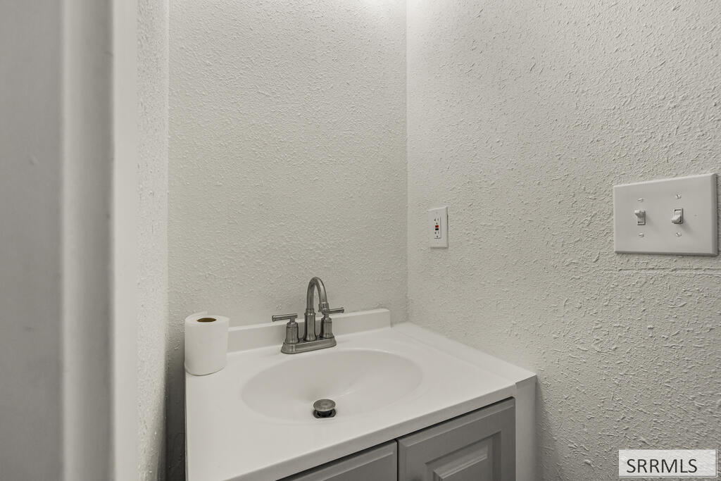 273 Brent Way Property Photo 17