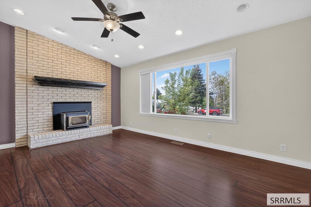 2130 Diane Lane Property Photo 10