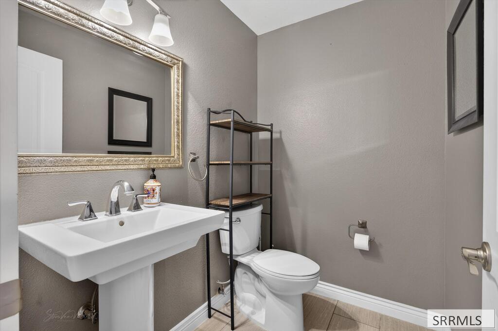 2130 Diane Lane Property Photo 13