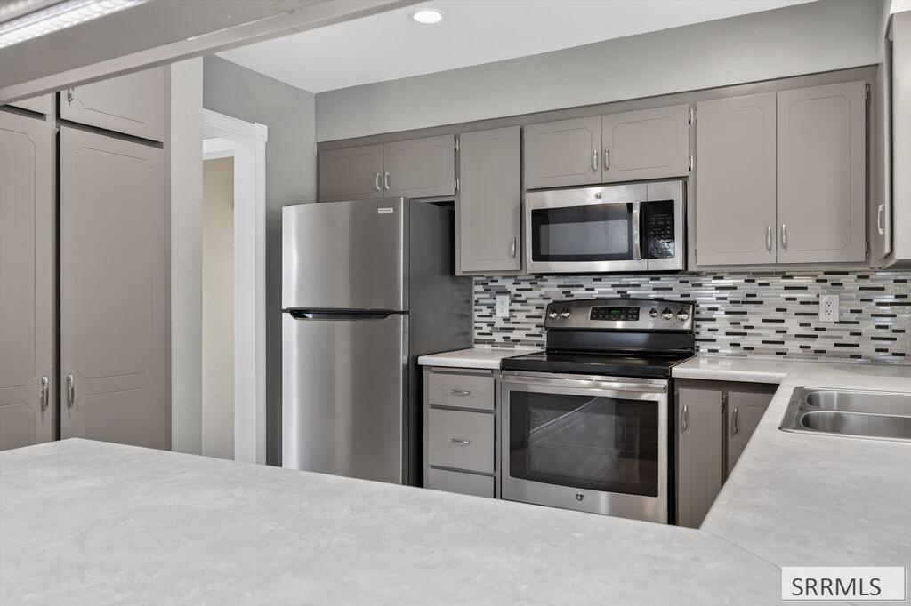 2130 Diane Lane Property Photo 15
