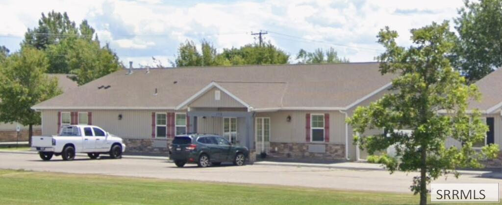 175 Constellation Drive Property Photo