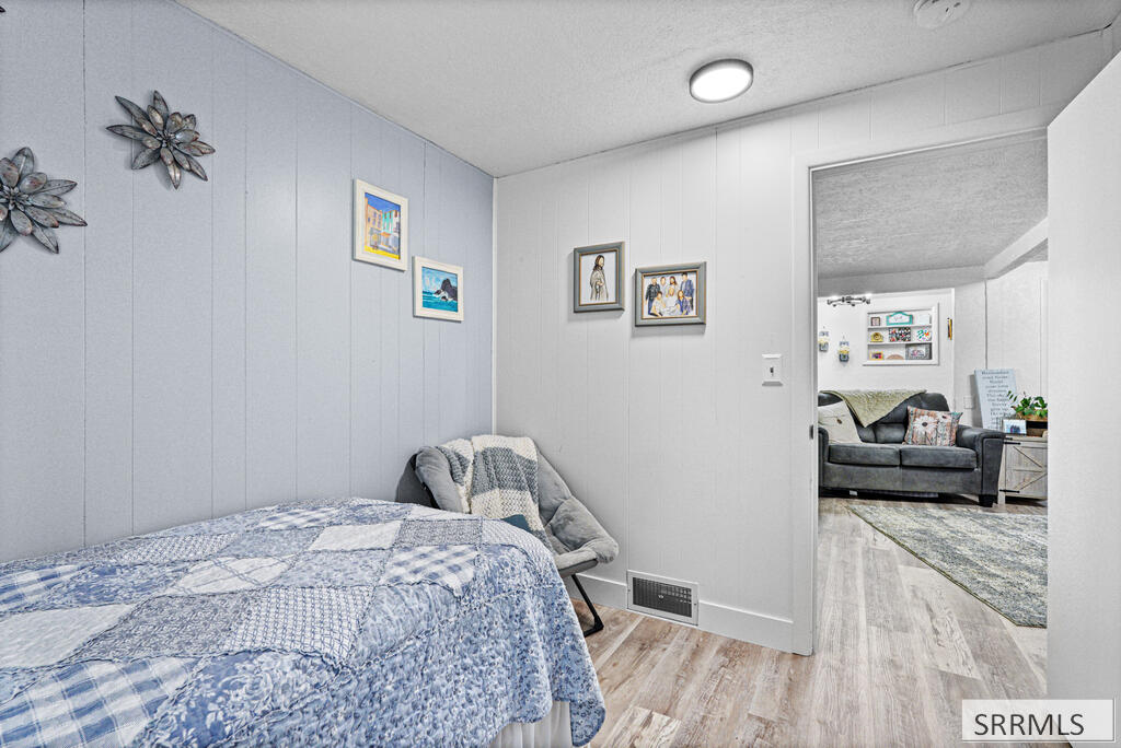4188 E 300 N Property Photo 15