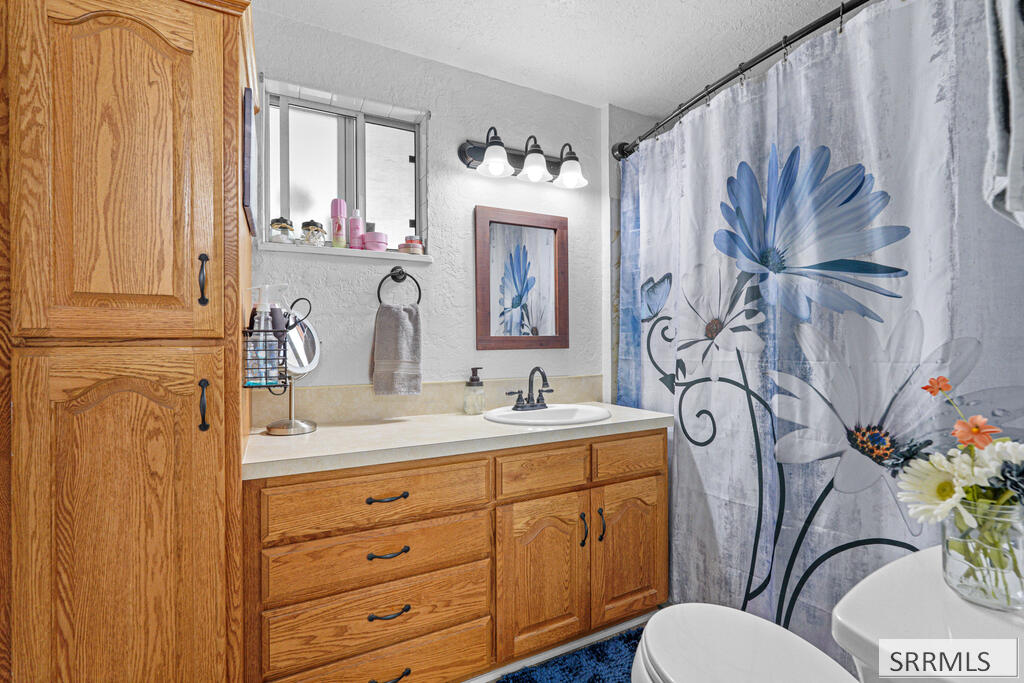 4188 E 300 N Property Photo 16