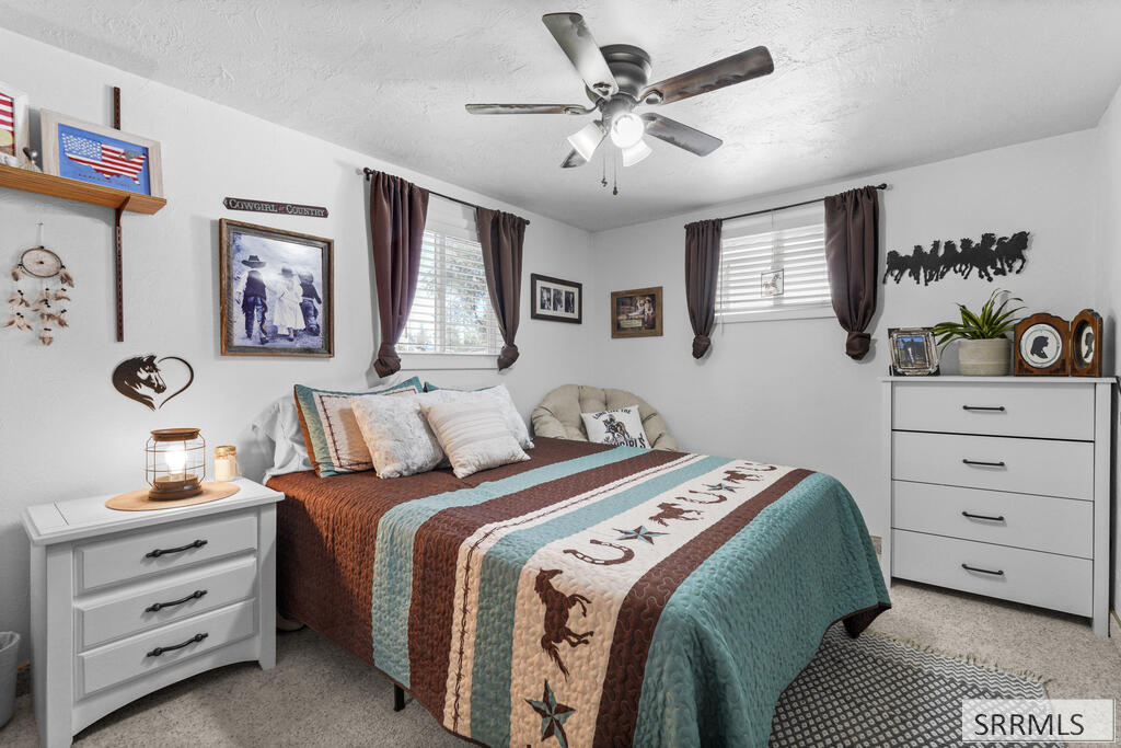 4188 E 300 N Property Photo 22