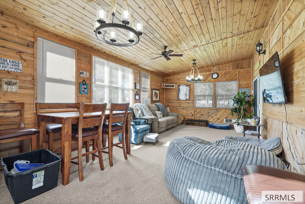 4188 E 300 N Property Photo 46