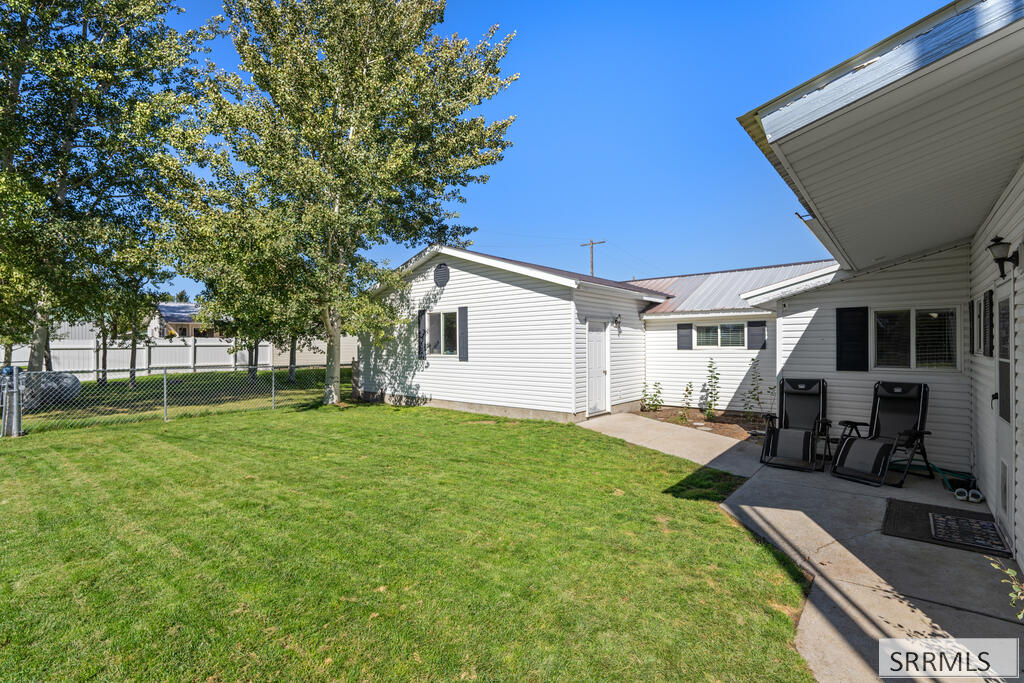 4188 E 300 N Property Photo 62