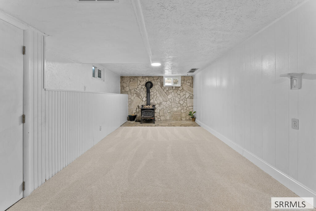 131 Beacon Drive Property Photo 5