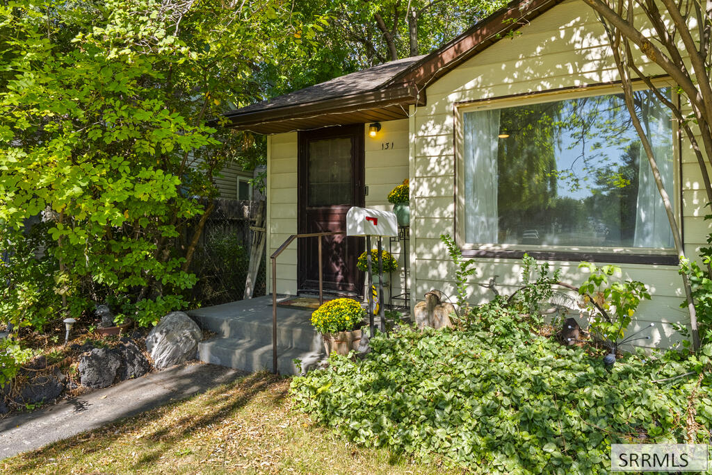 131 Beacon Drive Property Photo 9